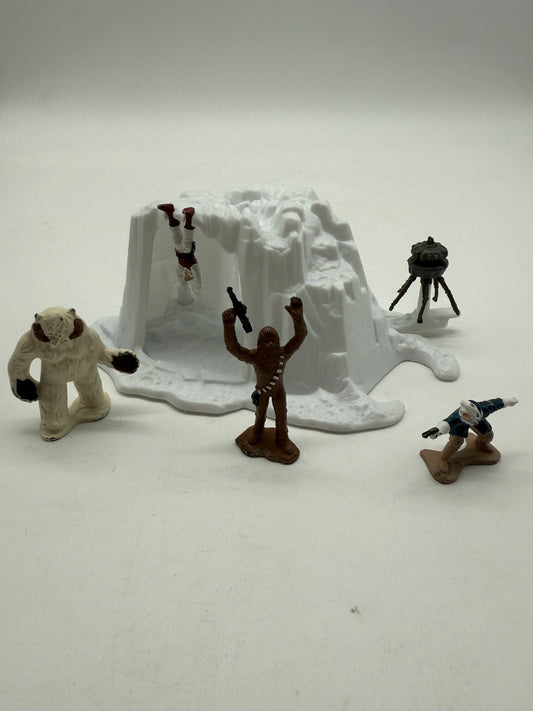 Star Wars Micro Vintage Hoth Wampa Cave 1982 Kenner