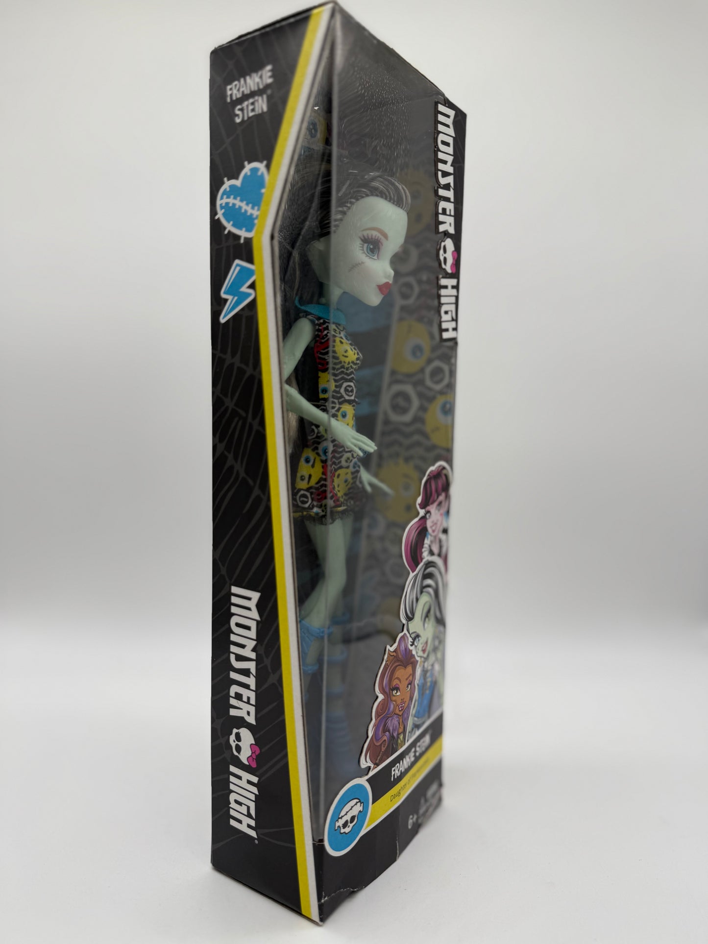 Mattel 2016 Monster High Frankie Stein Daughter of Frankenstein