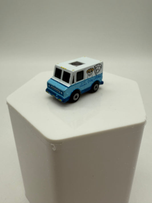 Galoob 1990 Micro Machines Private Eyes Dog Catcher