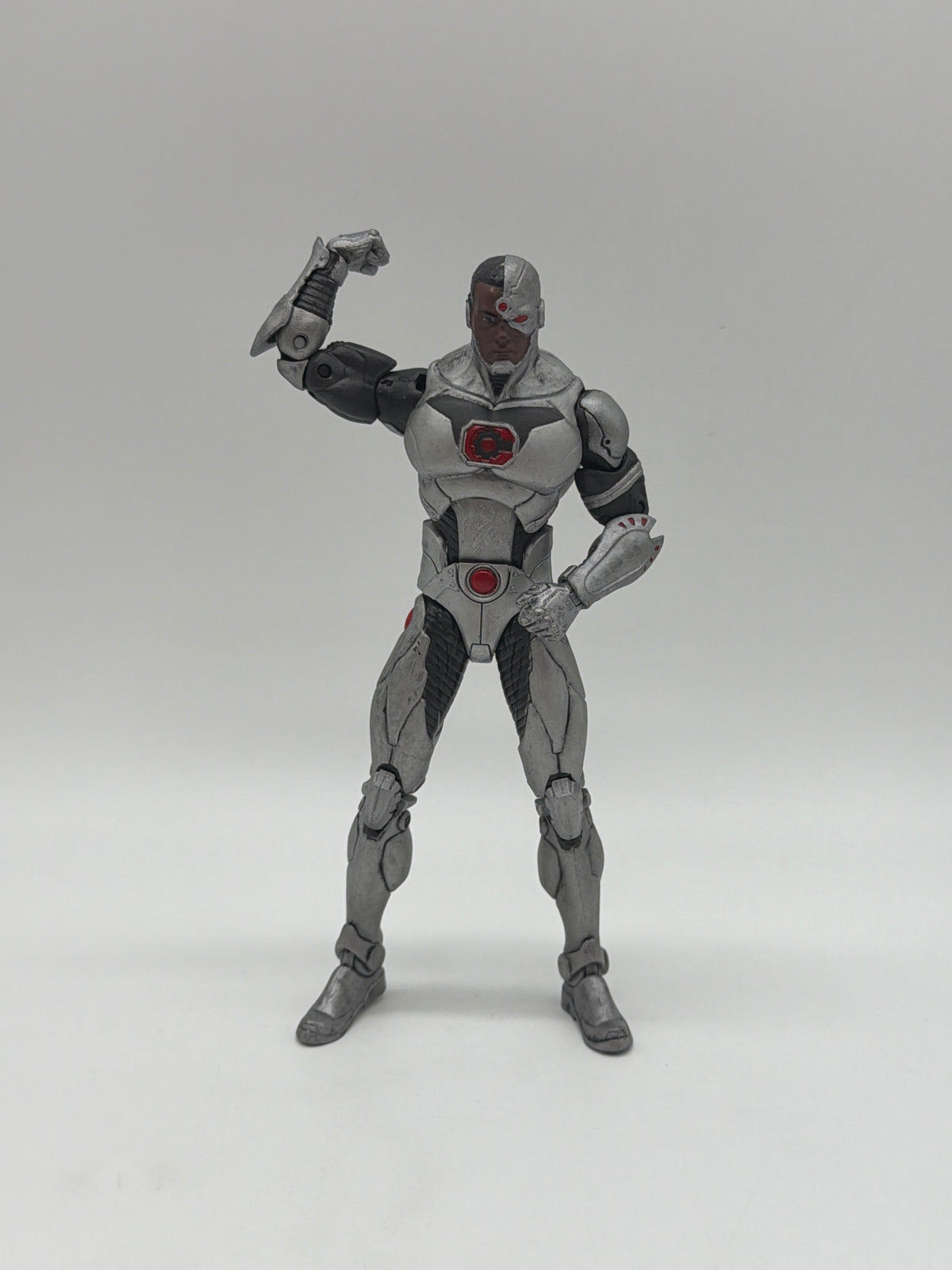 DC Collectibles 2017 DC Icons Cyborg Forever Evil Deluxe 6-Inch, photo 1 of 4