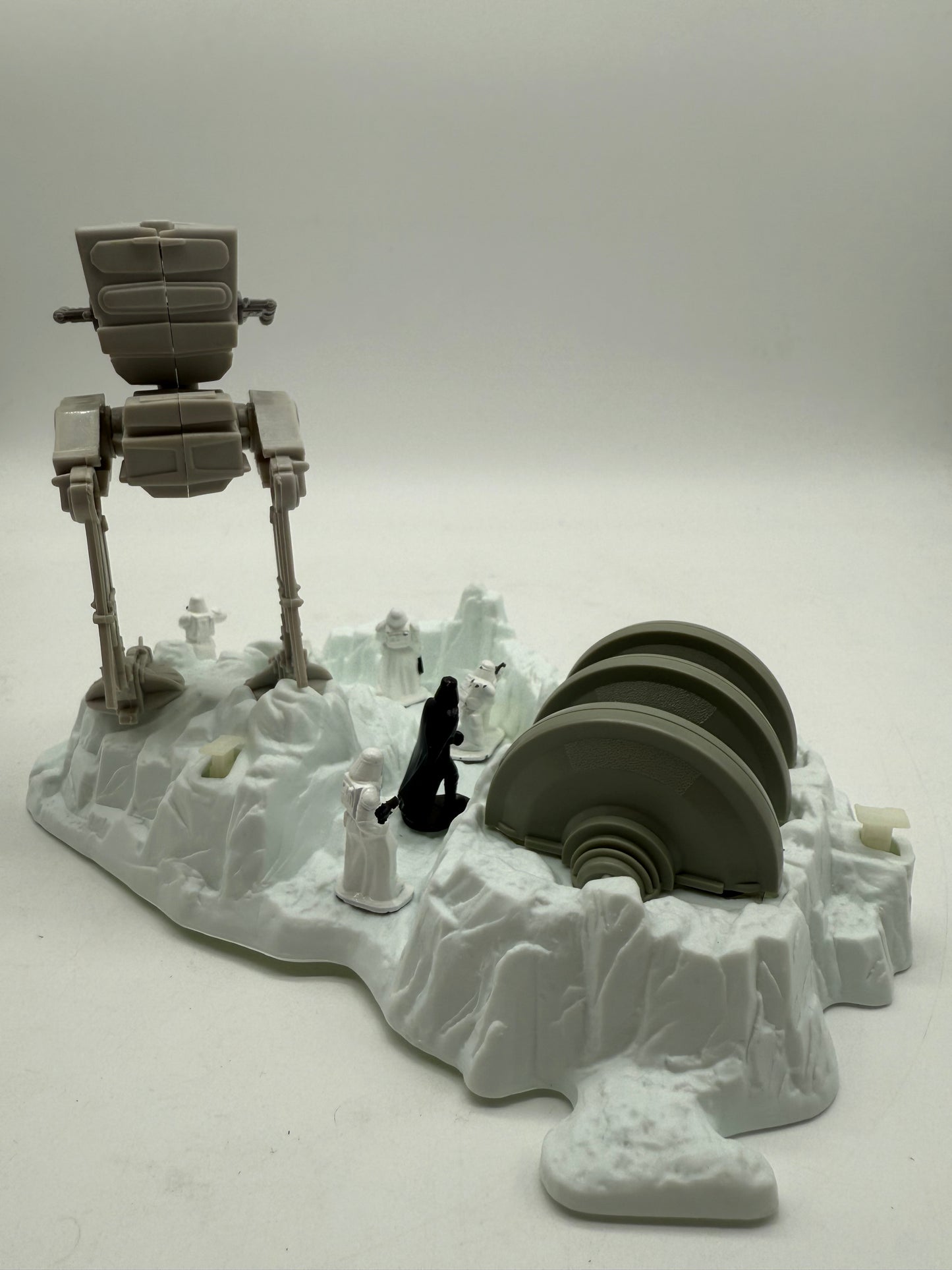 Star Wars Micro Hoth Generator Attack Action Play set 1982 Kenner
