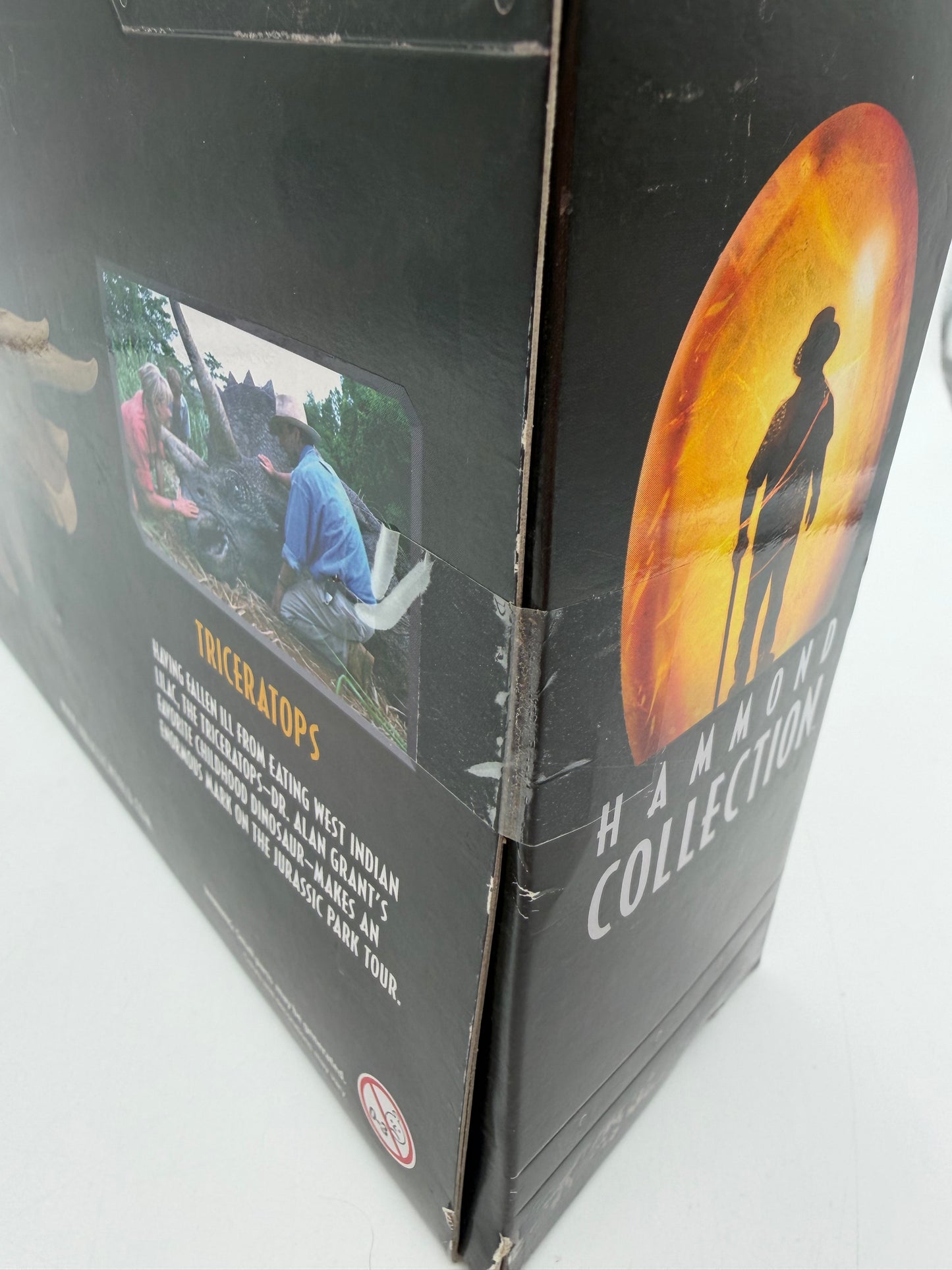 Mattel 2022 Jurassic World Hammond Collection Triceratops