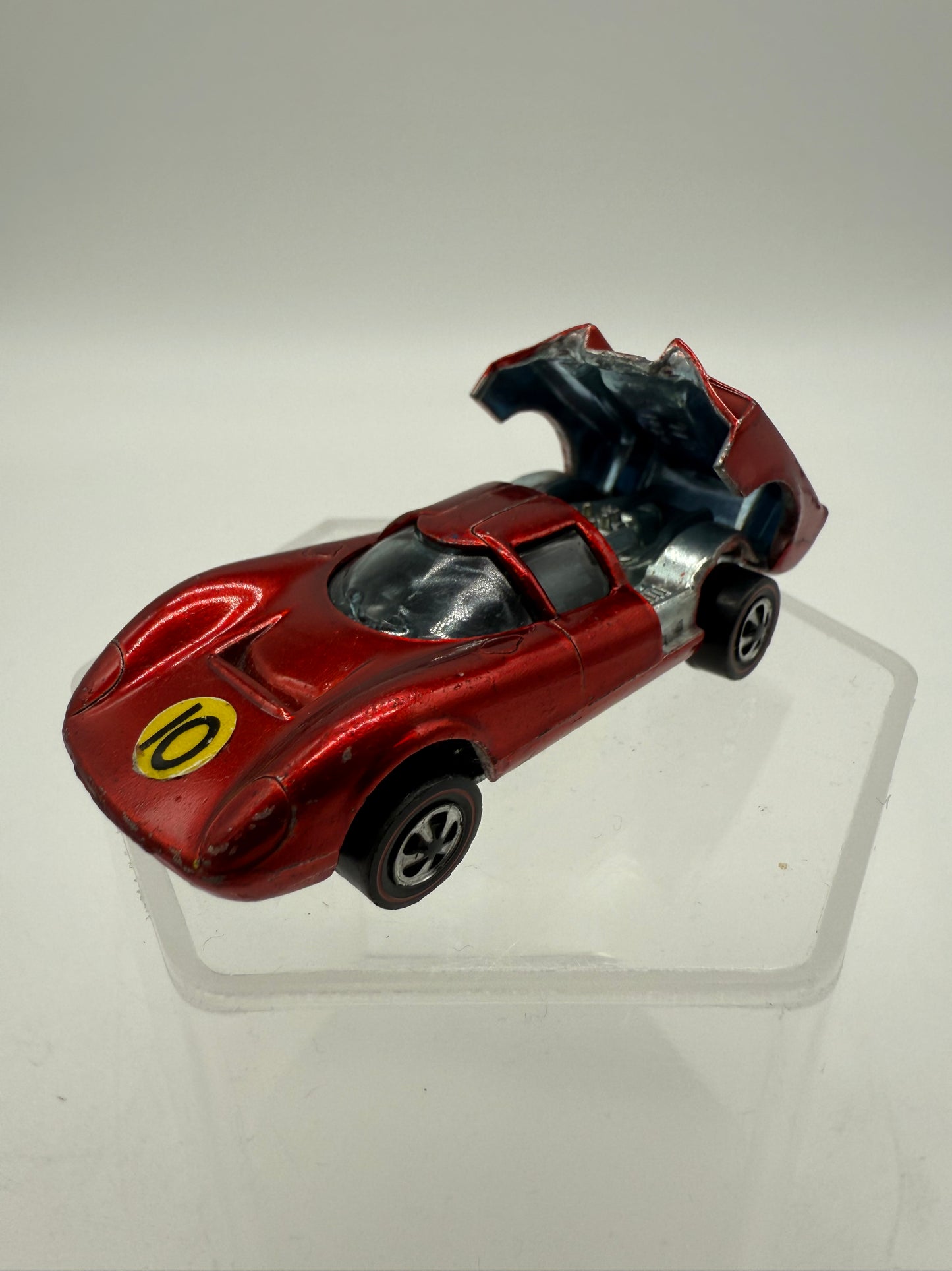 Hot Wheels Vintage 1969 Redline Lola GT70 Red Mattel