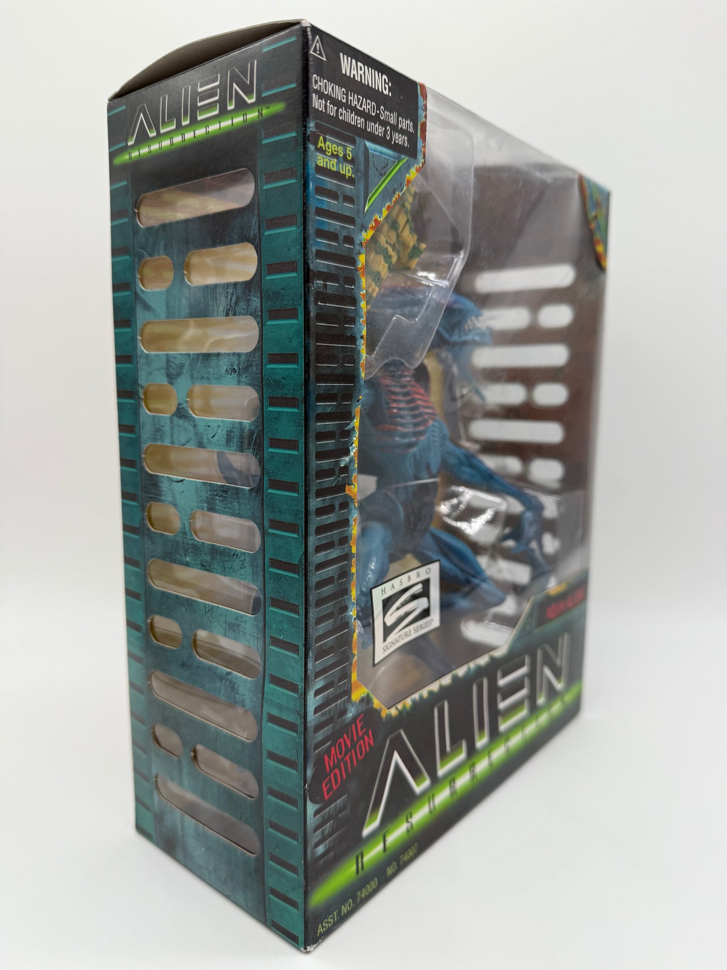 Hasbro 1997 Hasbro Signature Series Alien Resurrection Aqua Alien