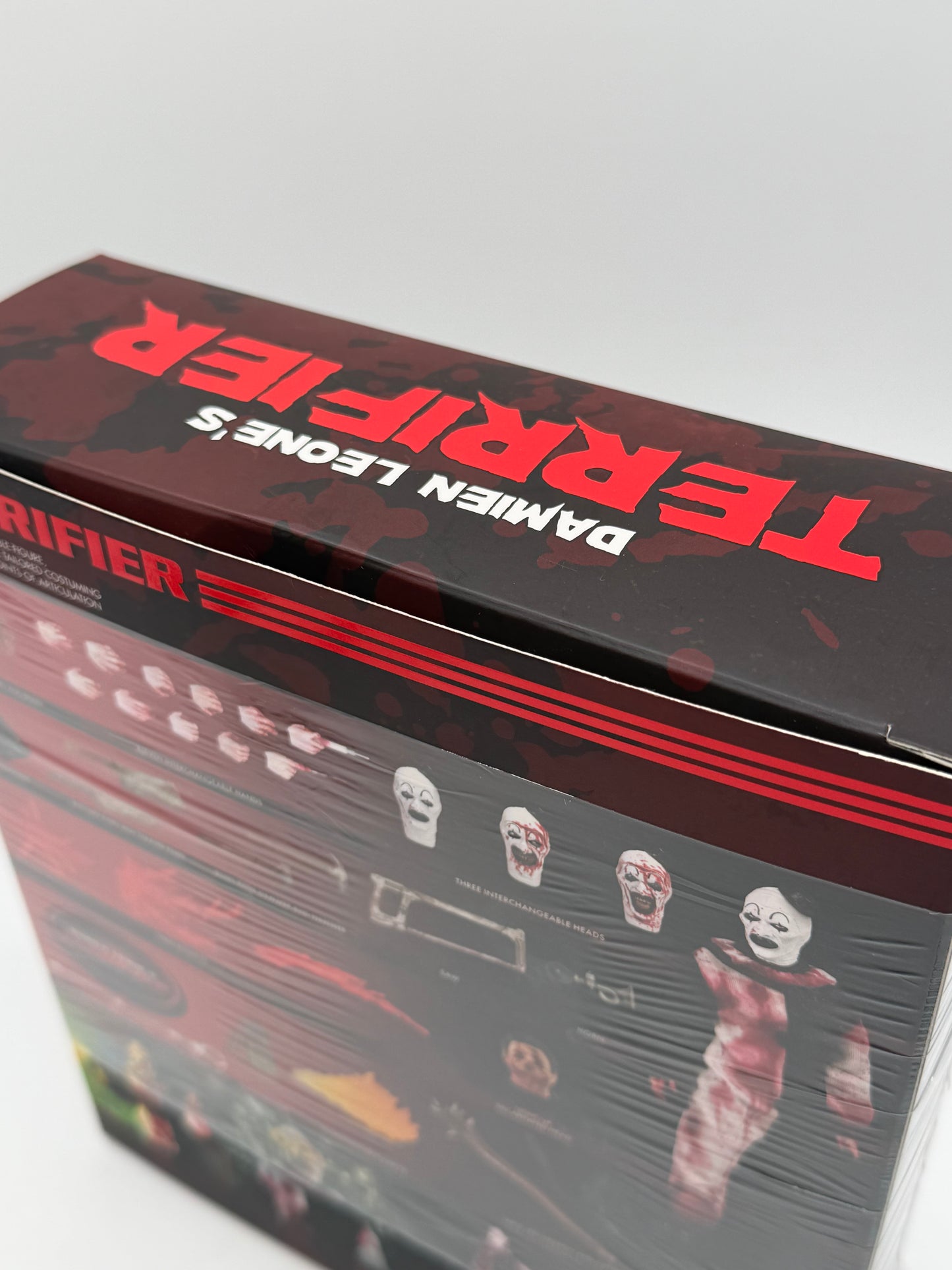 Mezco Toyz One:12 Collective 2025 Damien Leone’s Terrifier Art of the Clown Deluxe Edition