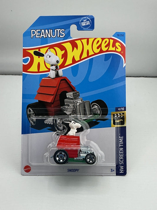 Hot Wheels Snoopy 2021 Mattel
