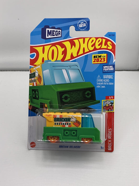 Hot Wheels Brickin’ Delivery 2021 Mattel