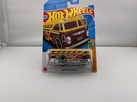 Hot Wheels Surfin’ School Bus 2021 Mattel