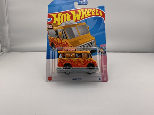 Hot Wheels Quick Bite 2021 Mattel