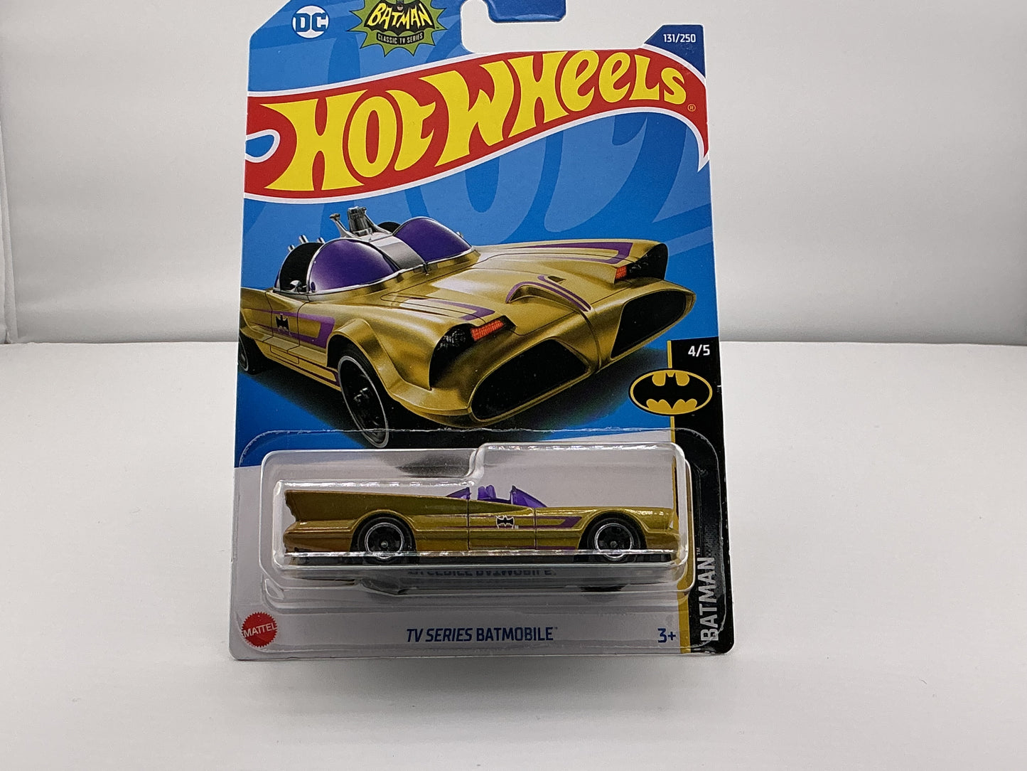 Hot Wheels TV Series Batmobile 2021 Mattel (Gold)