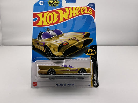 Hot Wheels TV Series Batmobile 2021 Mattel (Gold)