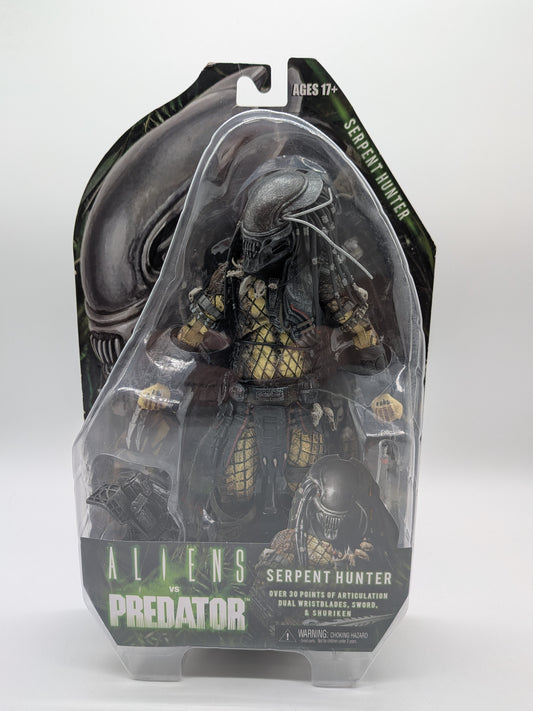 NECA 2017 Aliens vs Predator Serpent Hunter Action Figure