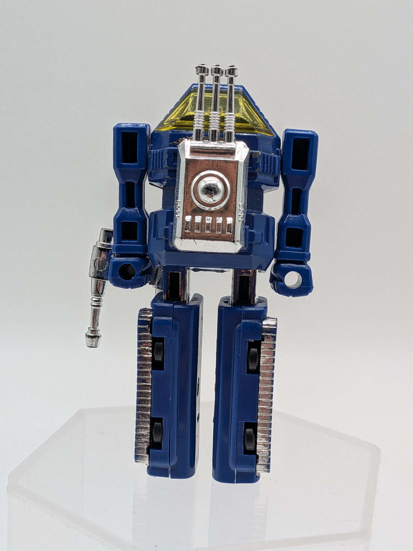 Tonka 1983 Go Bots Tank Action Figure