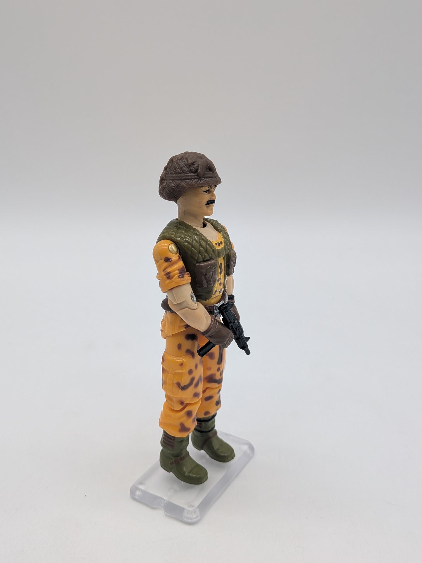 Hasbro 1985 G.I. Joe Special Missions: Brazil Claymore v1 Action Figure