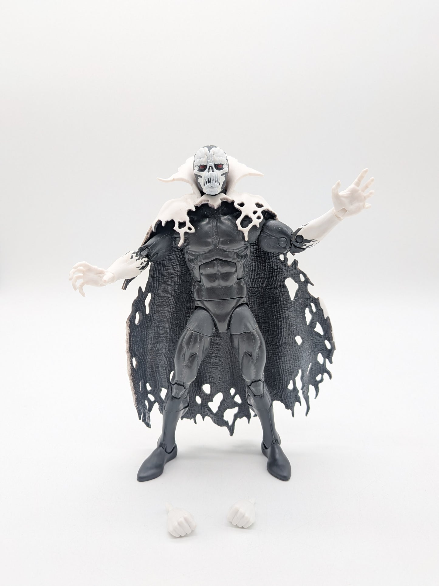 Hasbro 2022 Marvel Legends D'Spayre Action Figure