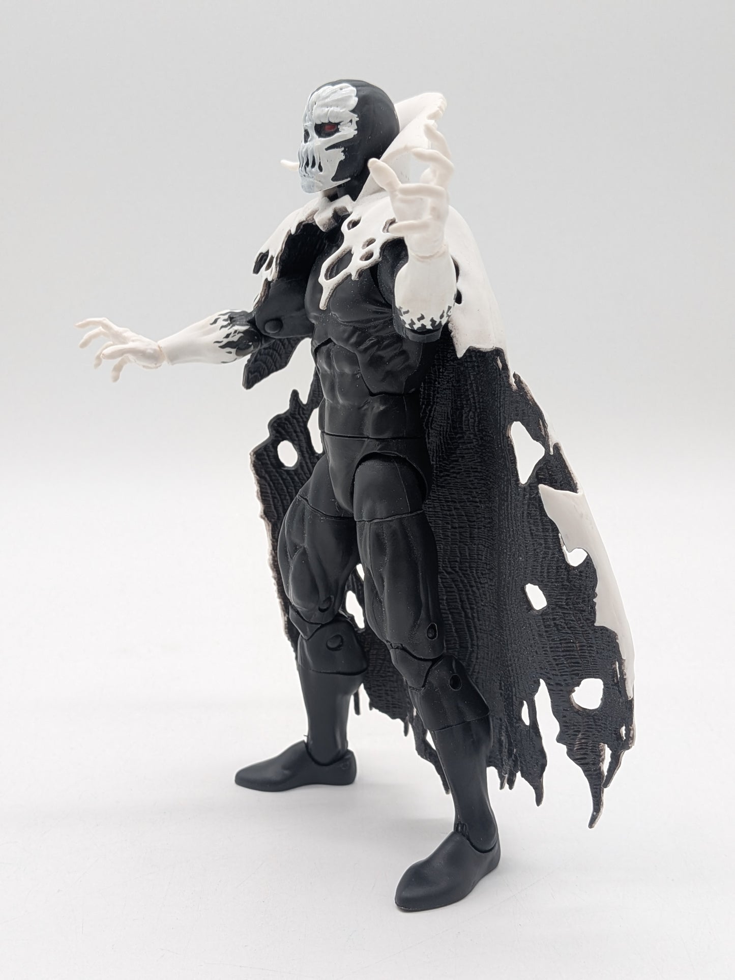 Hasbro 2022 Marvel Legends D'Spayre Action Figure