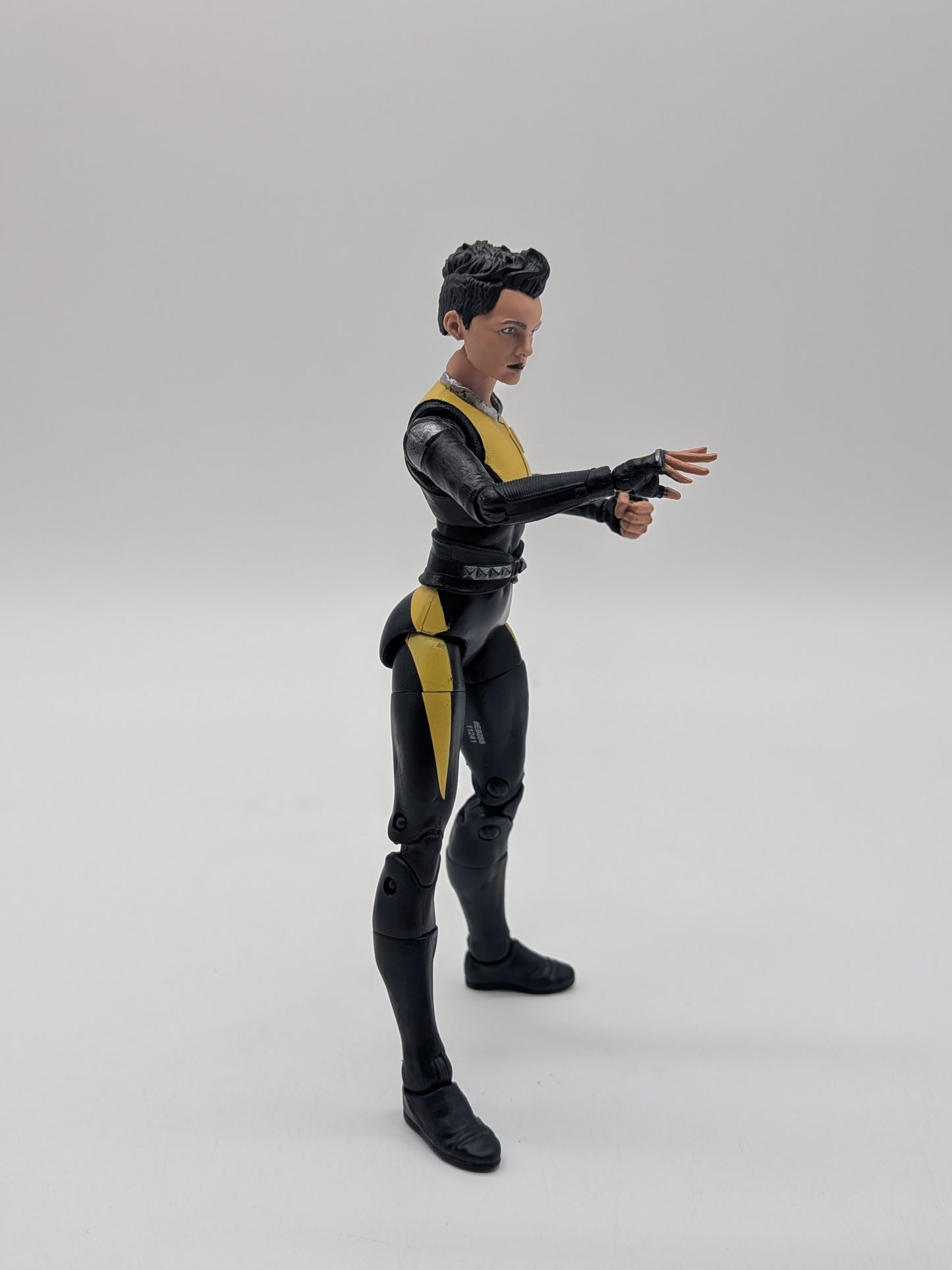 Hasbro 2020 Marvel Legends Negasonic Teenage Warhead Action Figure