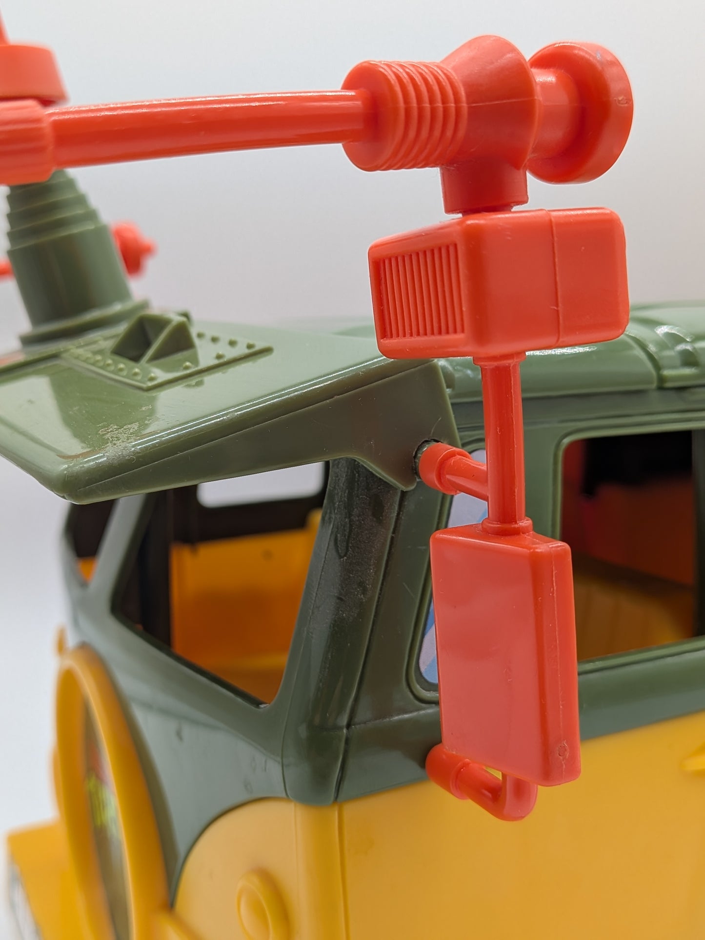 Playmates 1989 Teenage Mutant Ninja Turtles Party Wagon Vehicle