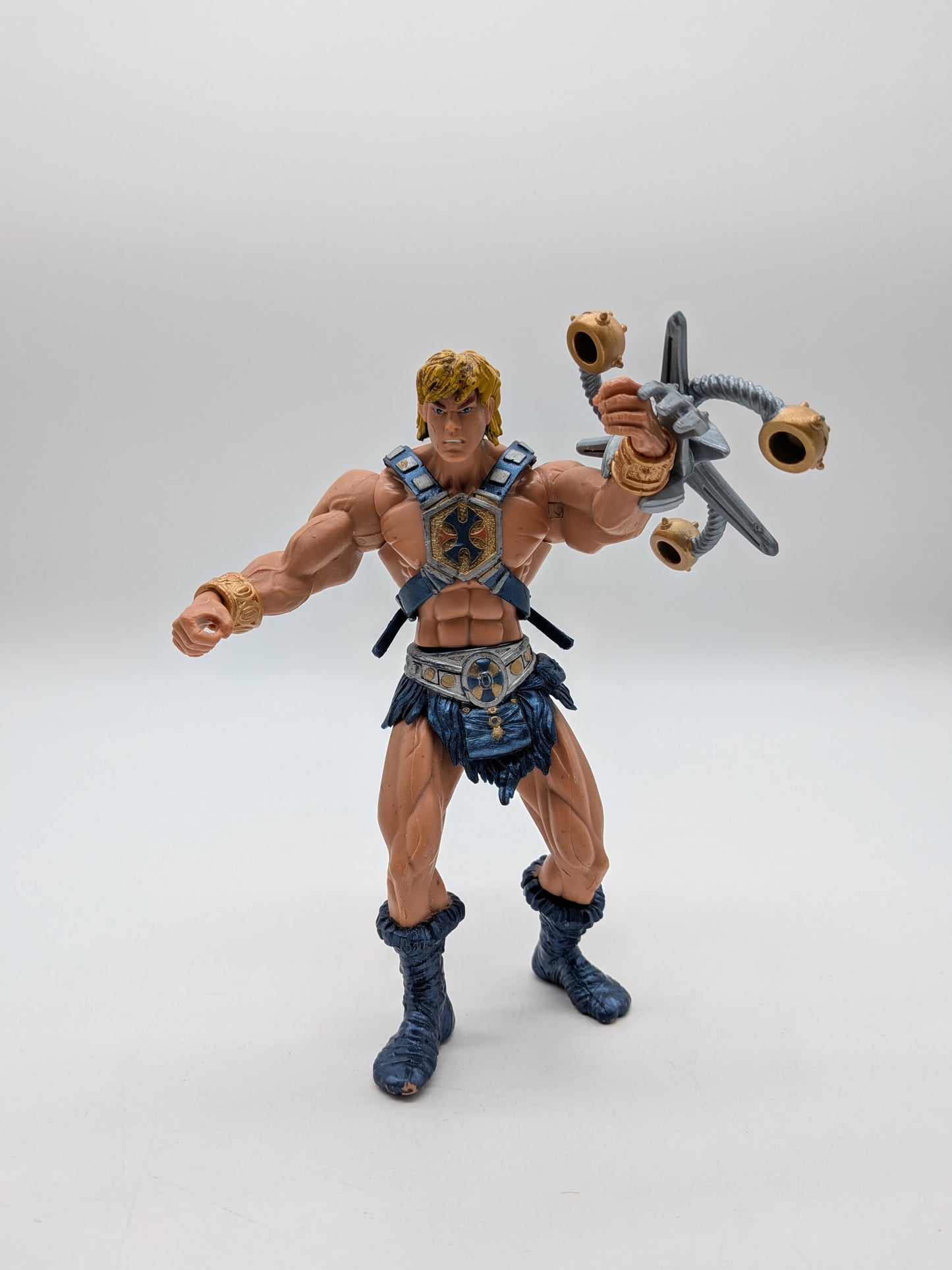 Mattel 2002 Masters of the Universe Smash Blade He-Man Action Figure