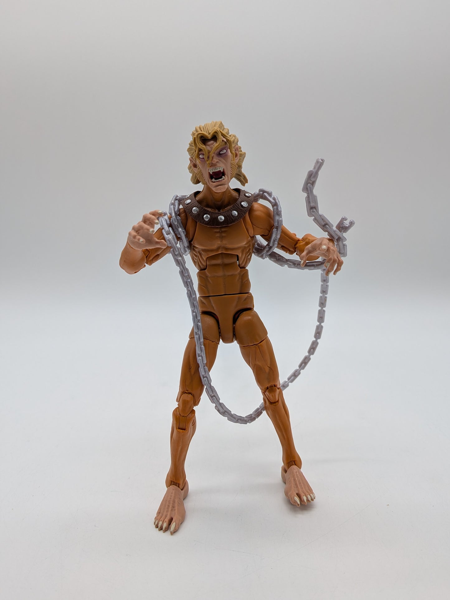 Hasbro 2020 Marvel Legends Wild Child Action Figure