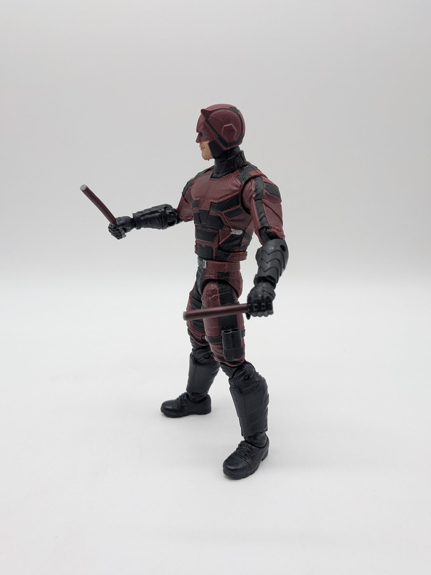 Hasbro 2017 Marvel Legends Daredevil Action Figure