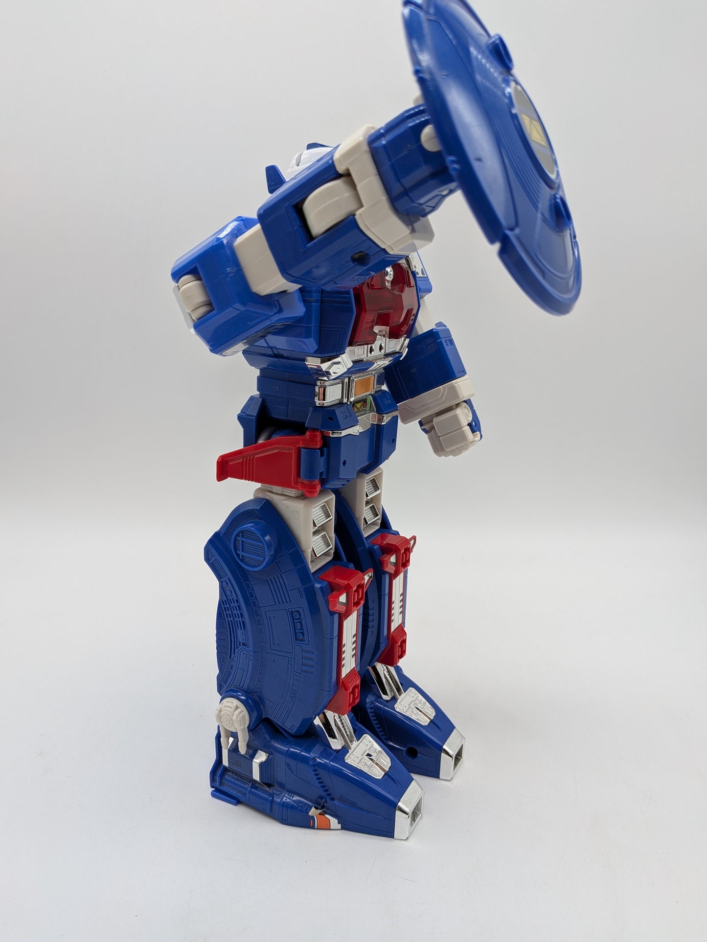 Bandai 1997 Power Rangers in Space Astro Megazord Figure