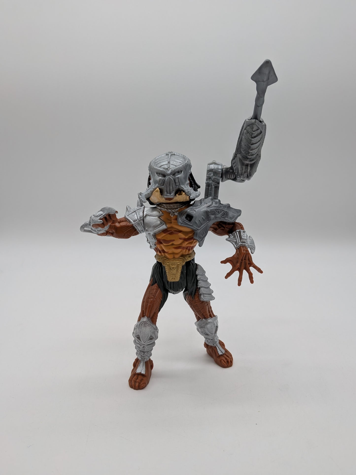 Kenner 1994 Predator Cracked Tusk Predator Action Figure