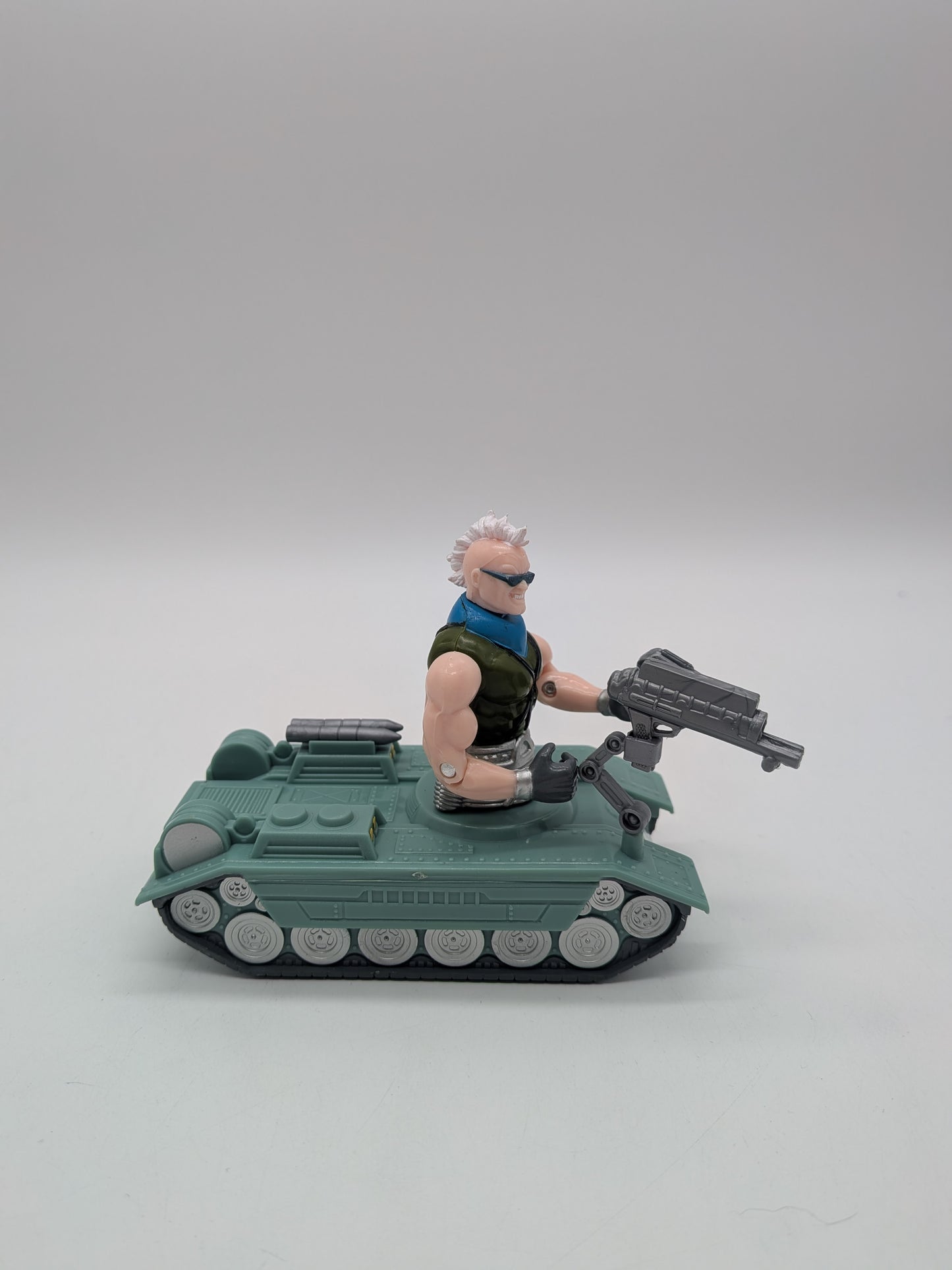 Toy Biz 1994 X-Men Bonebreaker Action Figure