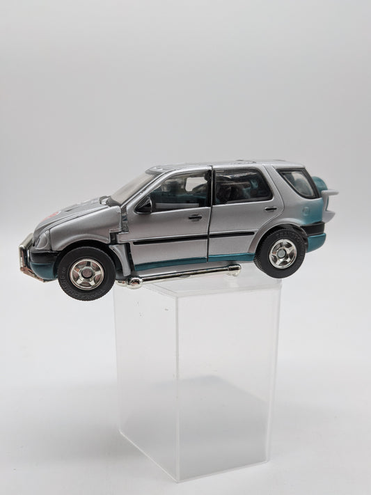 Hasbro 2001 Transformers Robots in Disguise (RID) X-Brawn Deluxe Class Figure