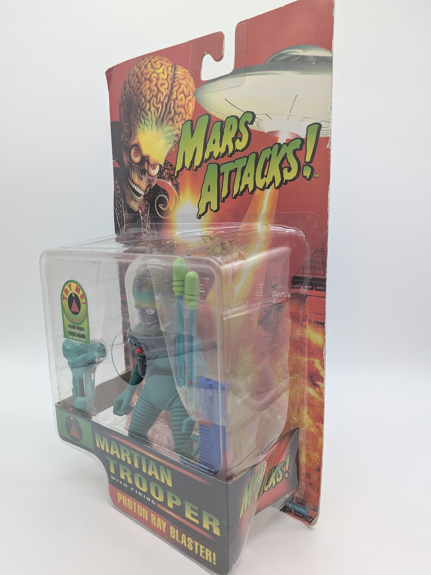 Trendmasters 1996 Mars Attacks Martian Trooper with Firing Proton Ray Blasters Action Figure
