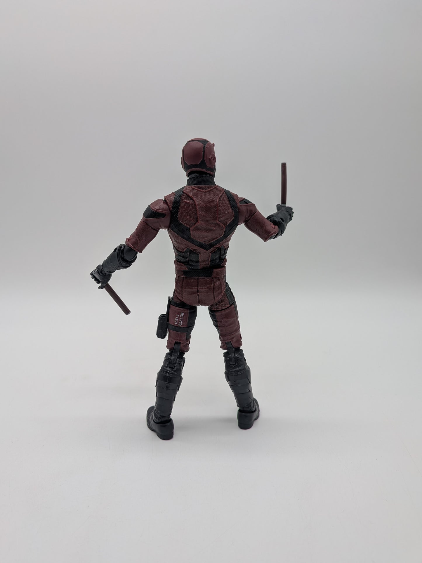 Hasbro 2017 Marvel Legends Daredevil Action Figure