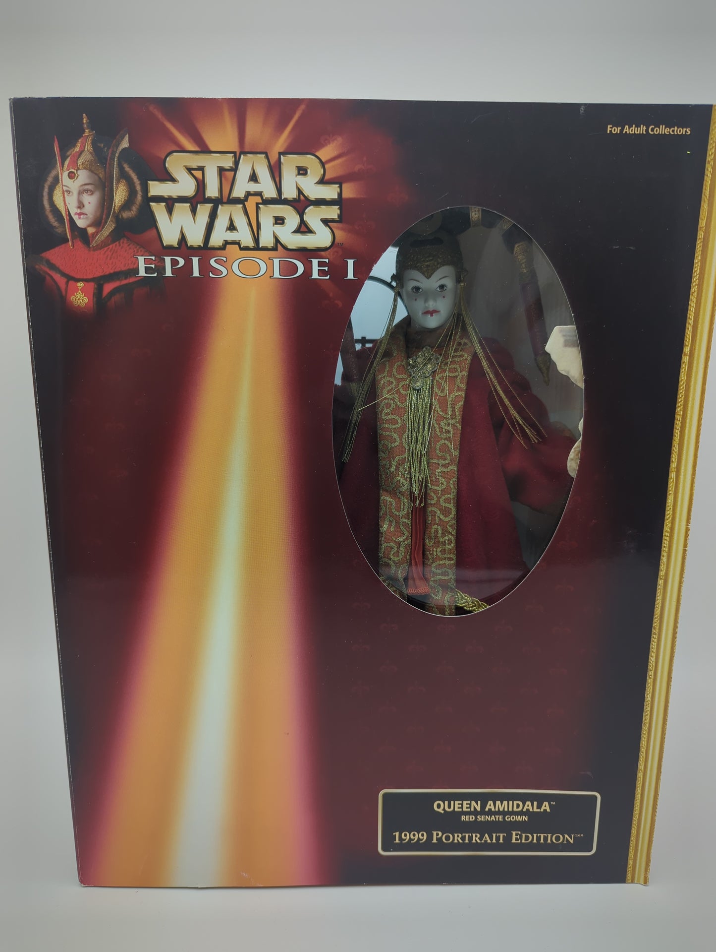 Hasbro Star Wars Episode 1 Queen Amidala Red Senate Gown 1999 Portrait Edition