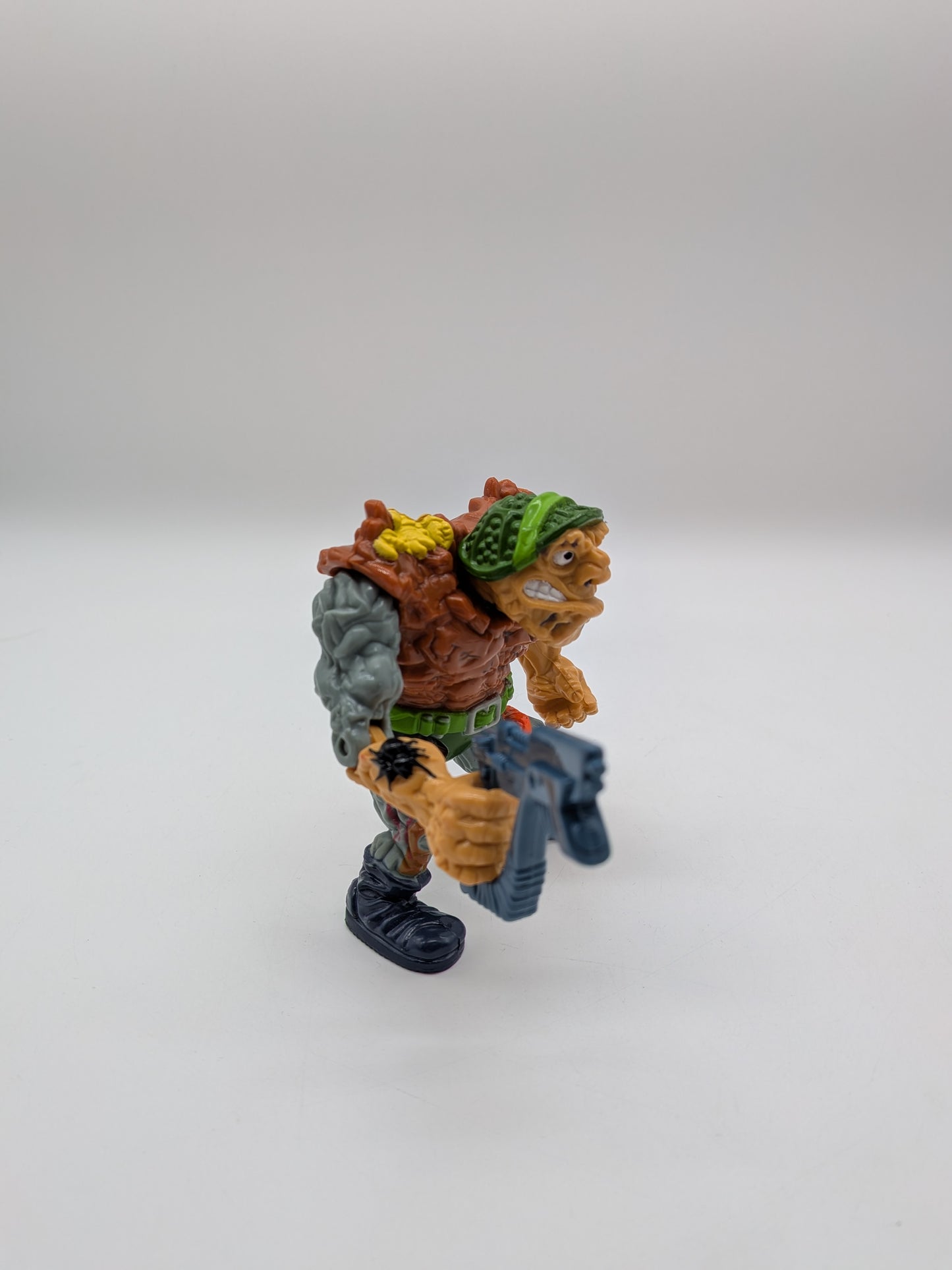 Playmates 1989 Teenage Mutant Ninja Turtles General Traag Action Figure