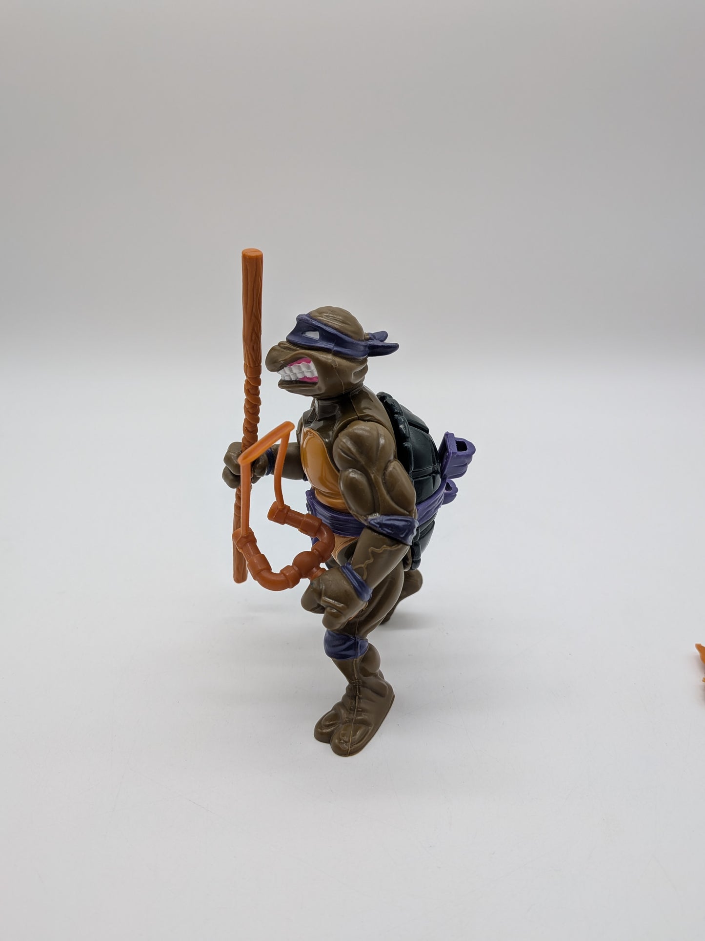 Playmates 1990 Teenage Mutant Ninja Turtles Storage Shell Donatello Action Figure