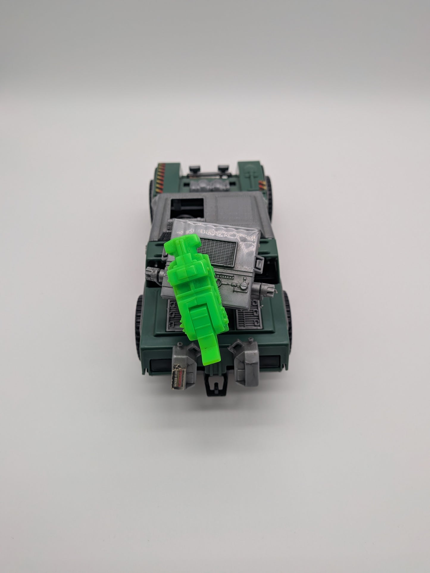 Hasbro 1993 Street Fighter The World Warrior Street Striker Vehicle