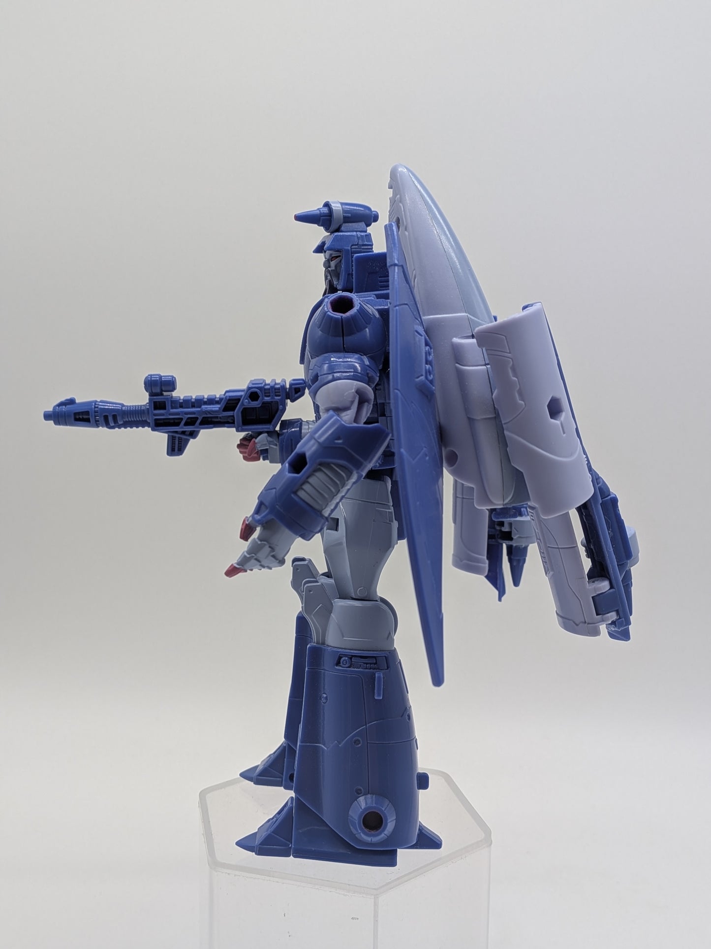 Hasbro 2020 Transformers Studio Series 86 Scourge Figure