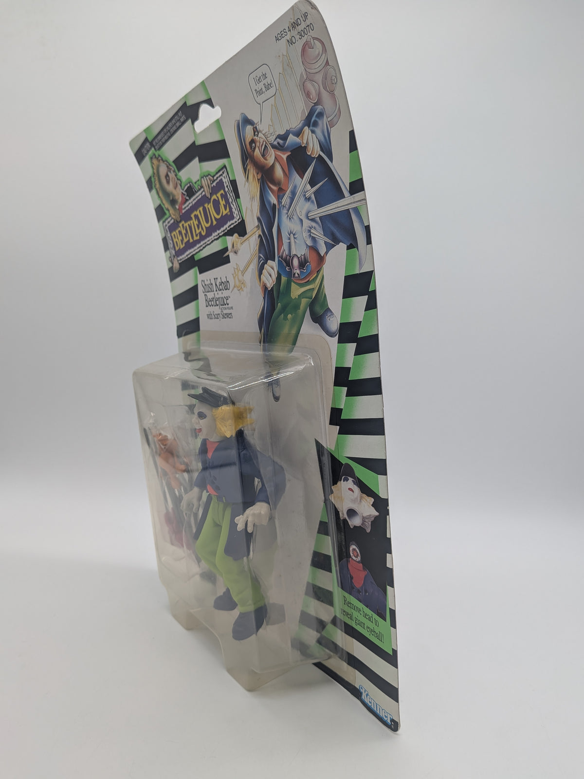 Kenner 1989 Beetlejuice Shish Kebab Beetlejuice with Scary Skewers Action Figure, photo 2 of 5