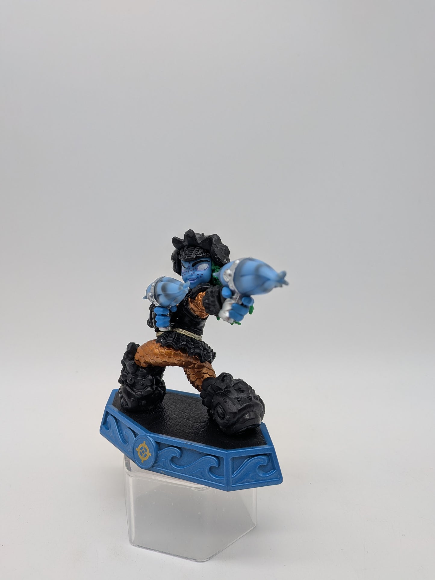 Activision 2016 Skylanders Imaginators Master Tidepool Figure