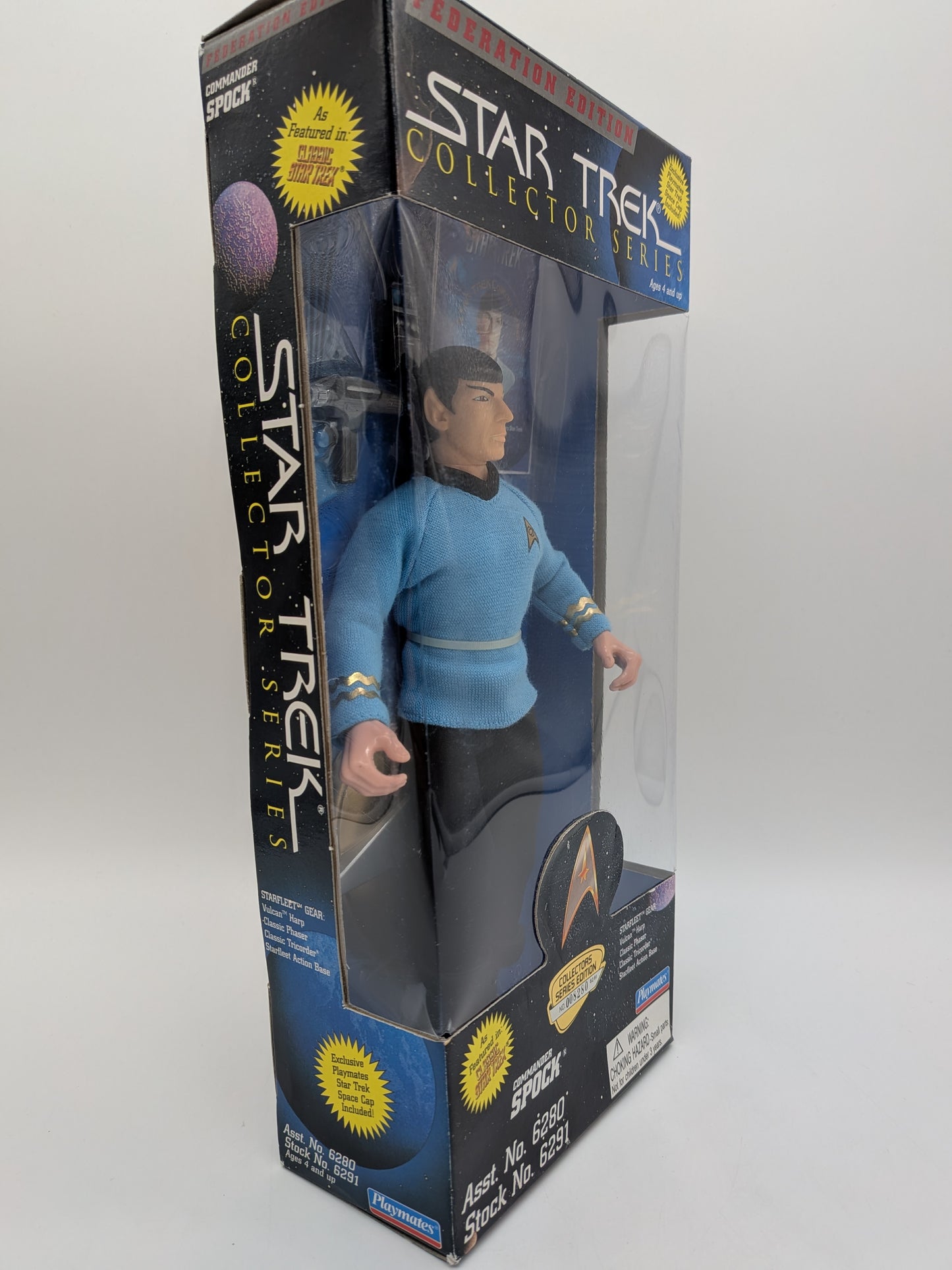 Playmates 1995 Star Trek Collector Series Commander Spock 9" Action Figure