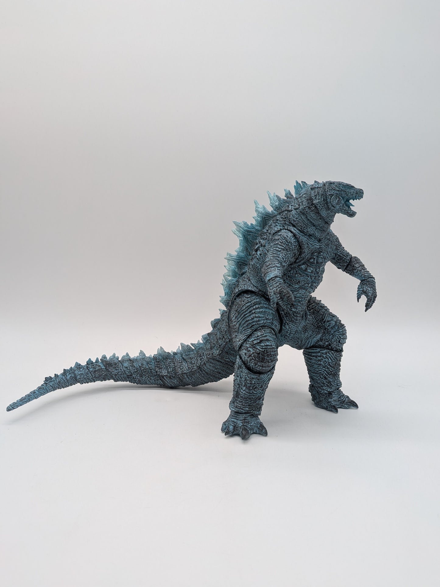 Hiya Toys 2024 Godzilla x Kong The New Empire Energized Godzilla Action Figure