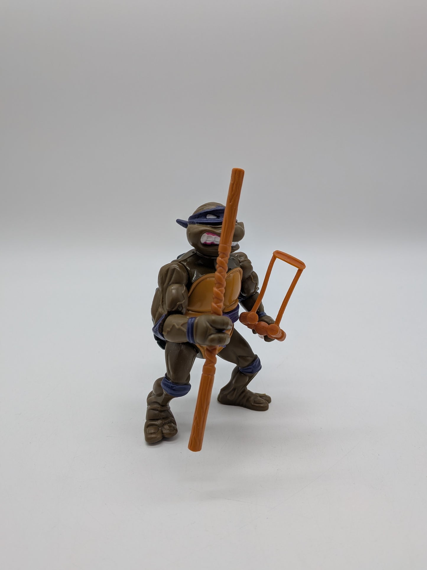 Playmates 1990 Teenage Mutant Ninja Turtles Storage Shell Donatello Action Figure