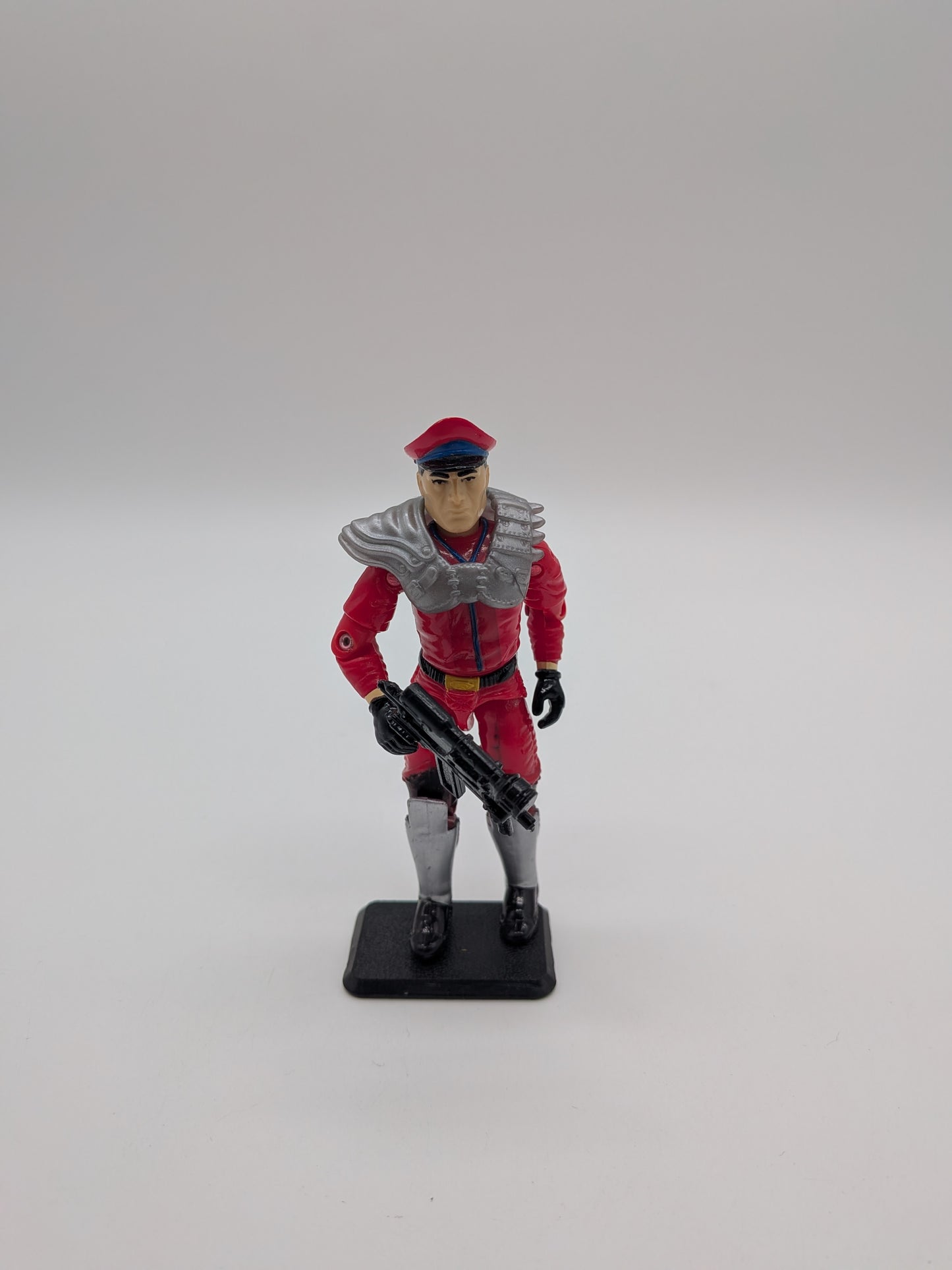 Hasbro 1993 Street Fighter II M. Bison Action Figure