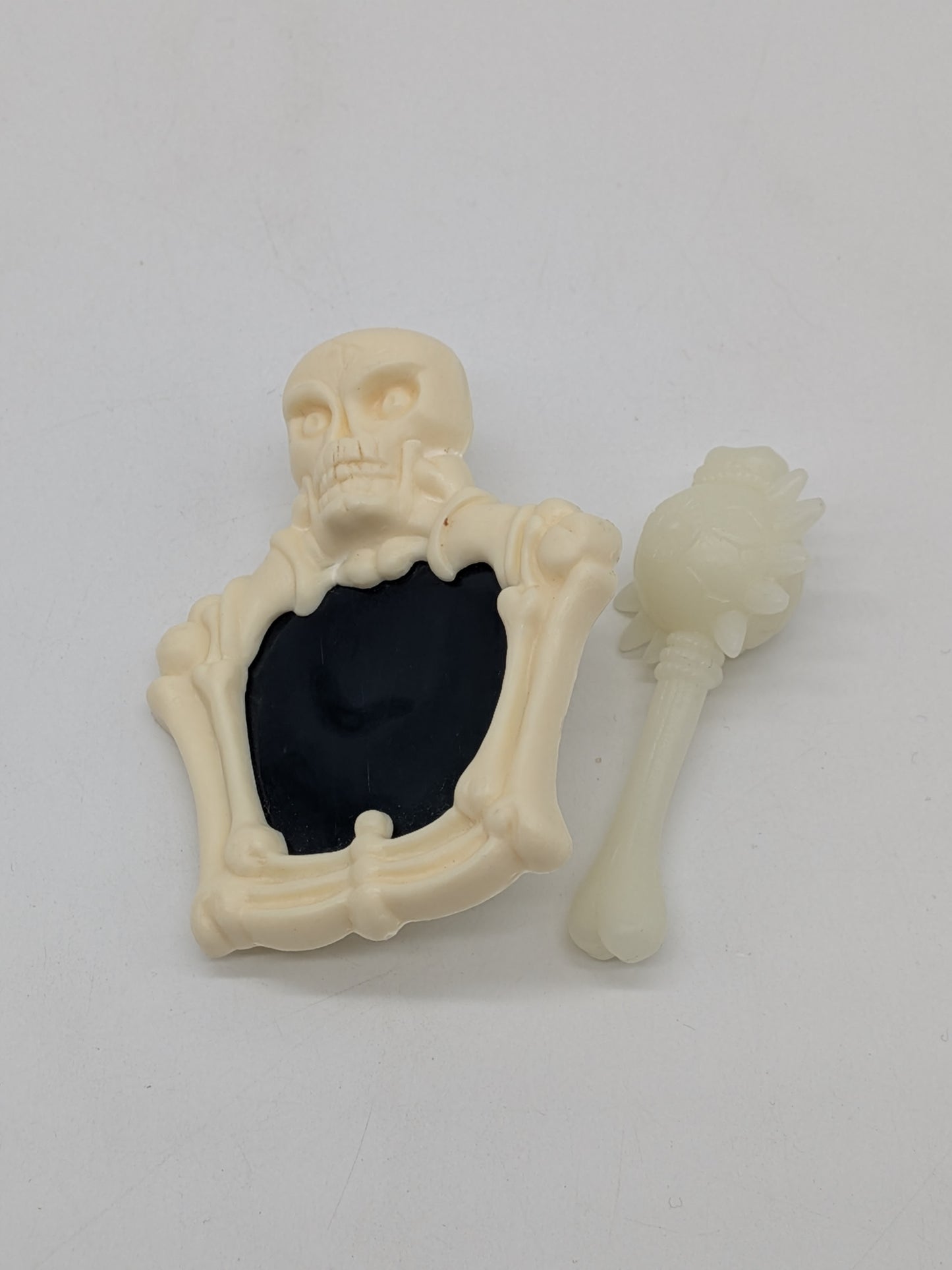 Tonka 1987 Super Naturals Skull Action Figure