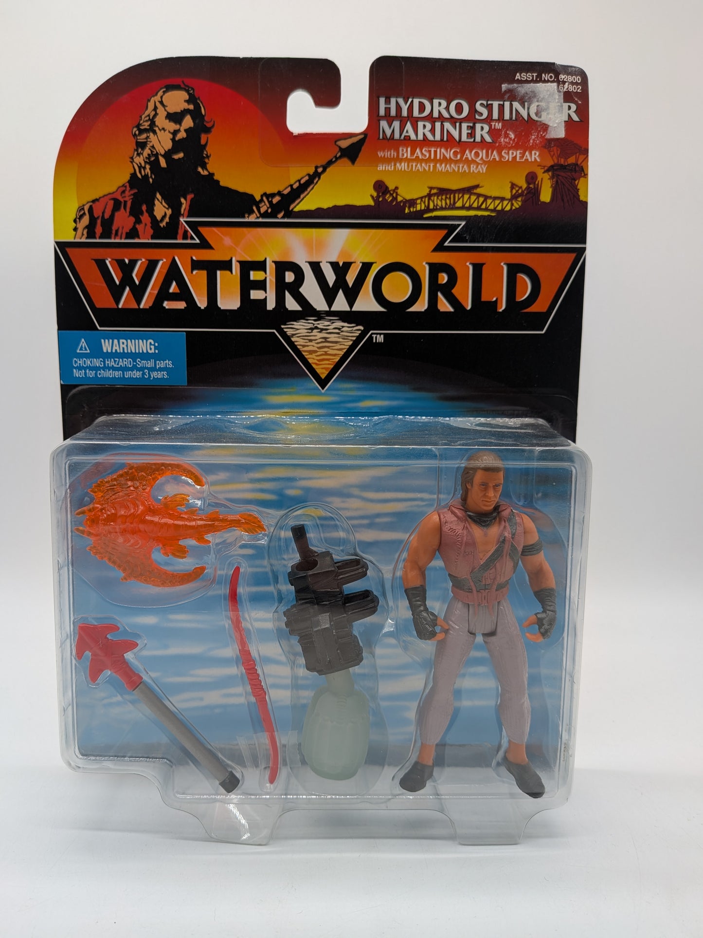 Tonka 1995 Waterworld Hydro Stinger Mariner with Blasting Aqua Spear and Mutant Manta Ray Action Figure