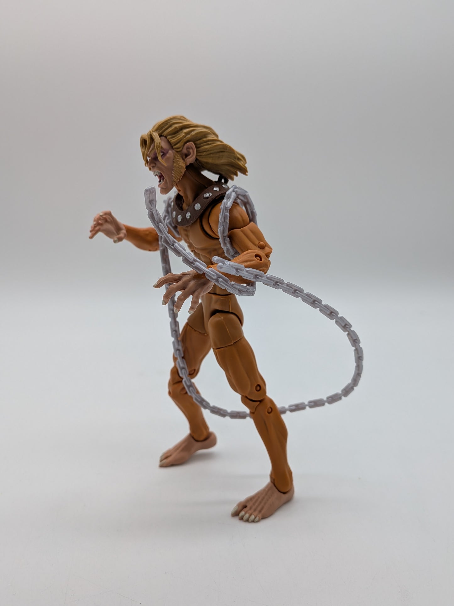 Hasbro 2020 Marvel Legends Wild Child Action Figure