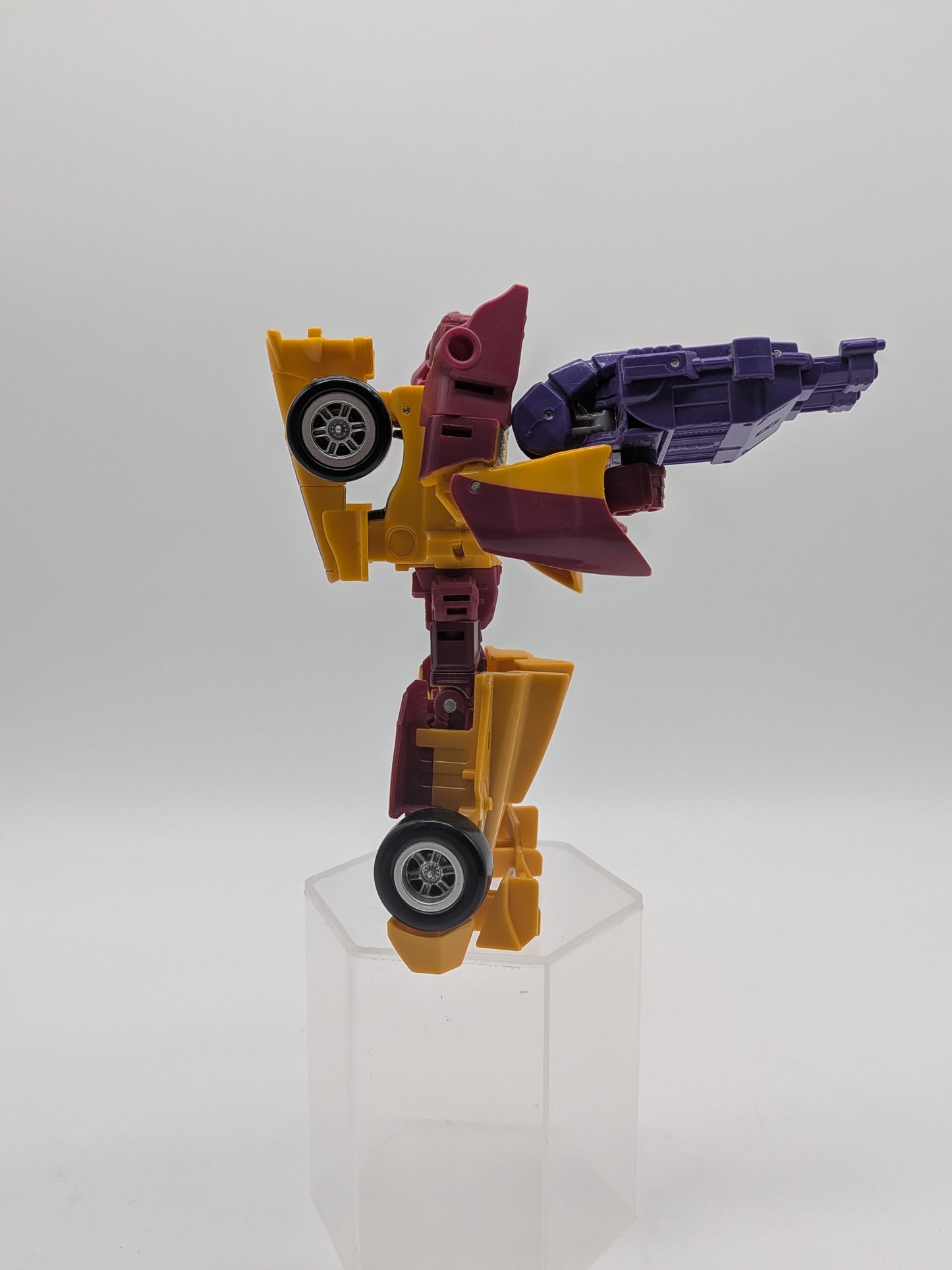 Hasbro 2015 Transformers Generations - Combiner Wars Dragstrip Figure