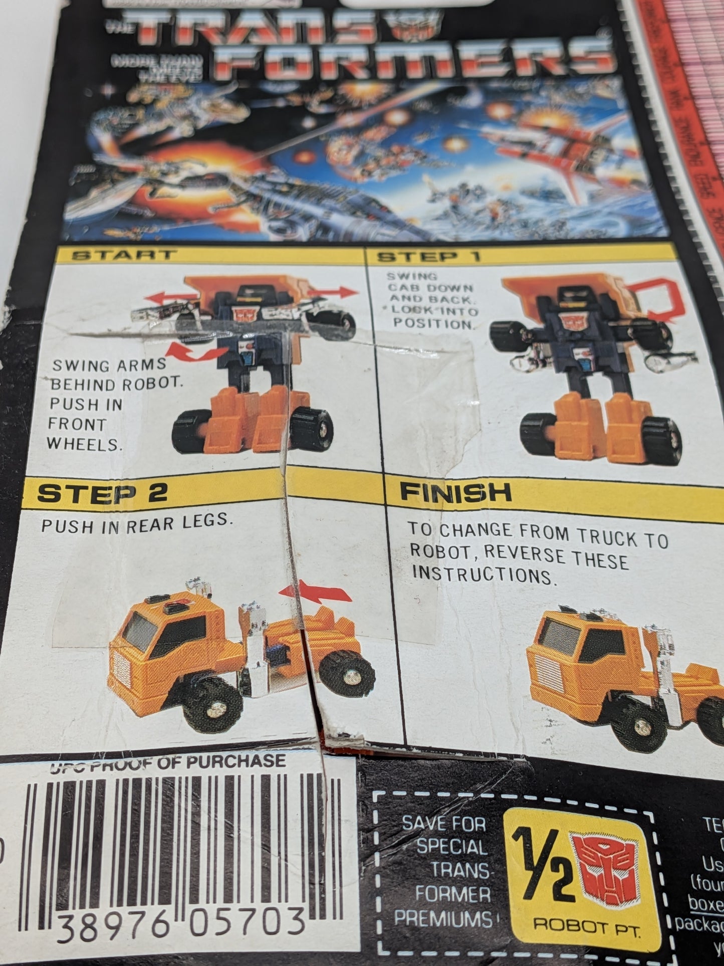 Hasbro 1984 Transformers Autobot Huffer Figure
