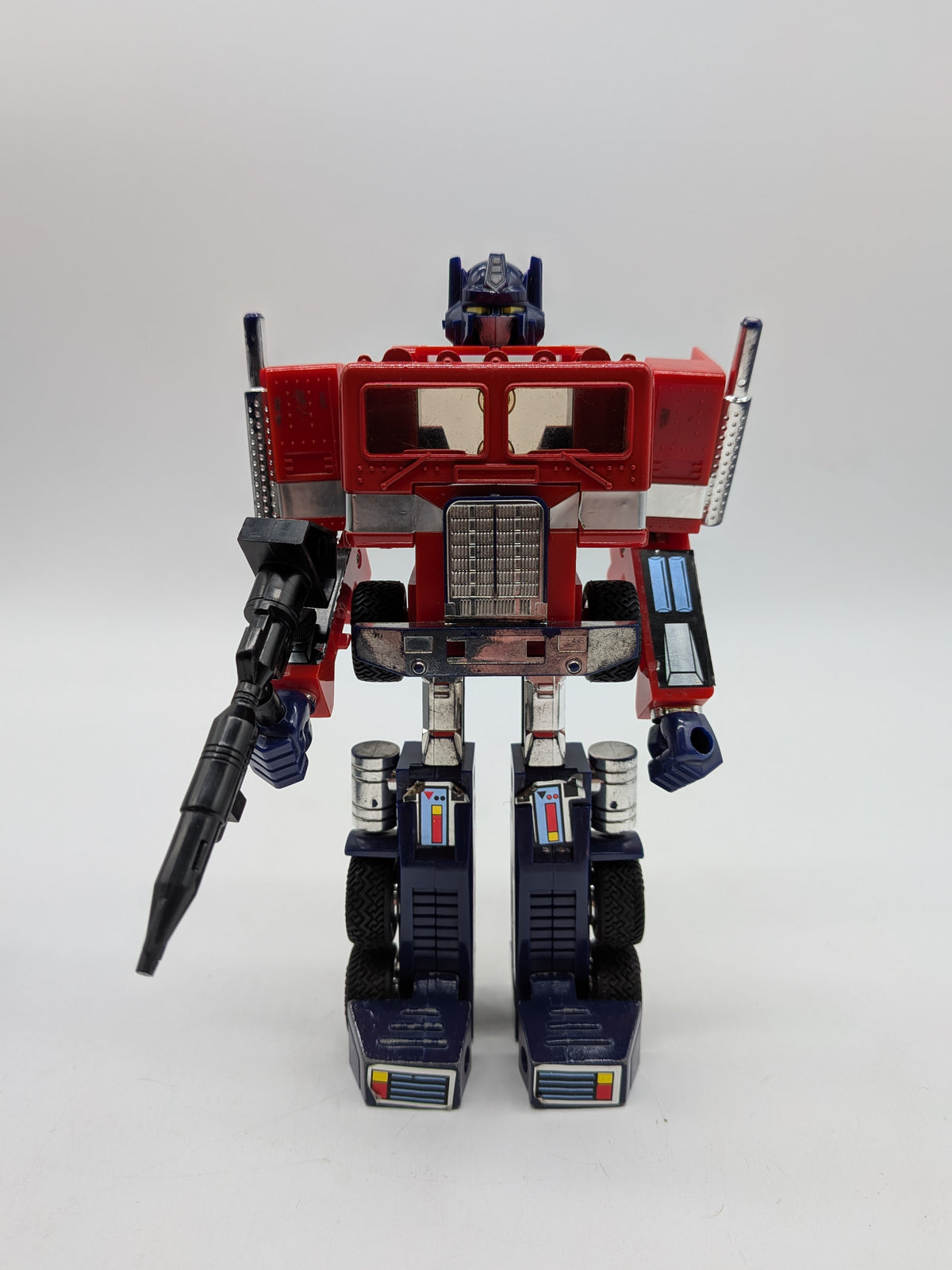 Hasbro 1984 Transformers Optimus Prime Action Figure, photo 2 of 9