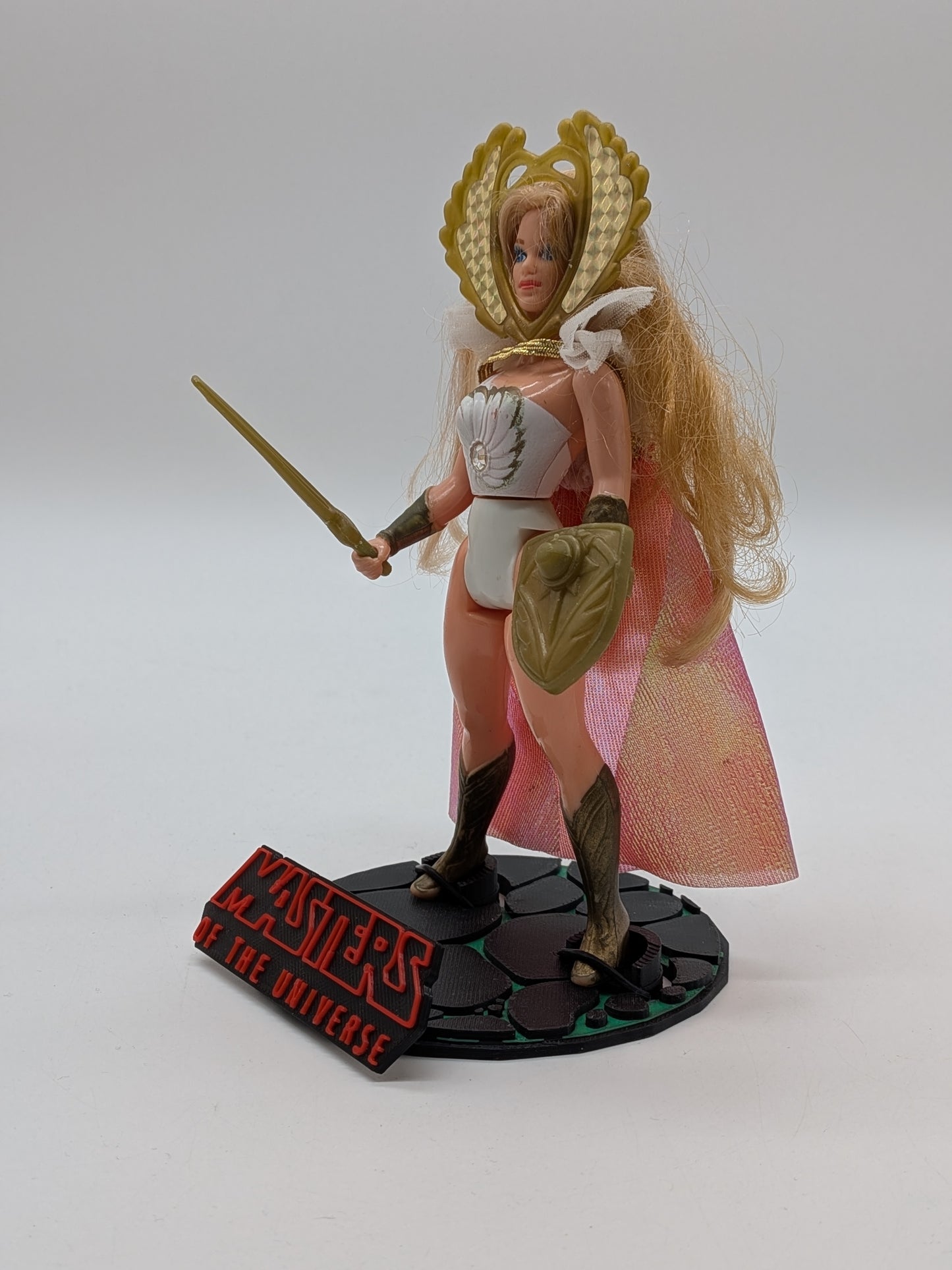 Mattel 1985 Princess of Power She-Ra & Royal Swift Wind Action Figure Set