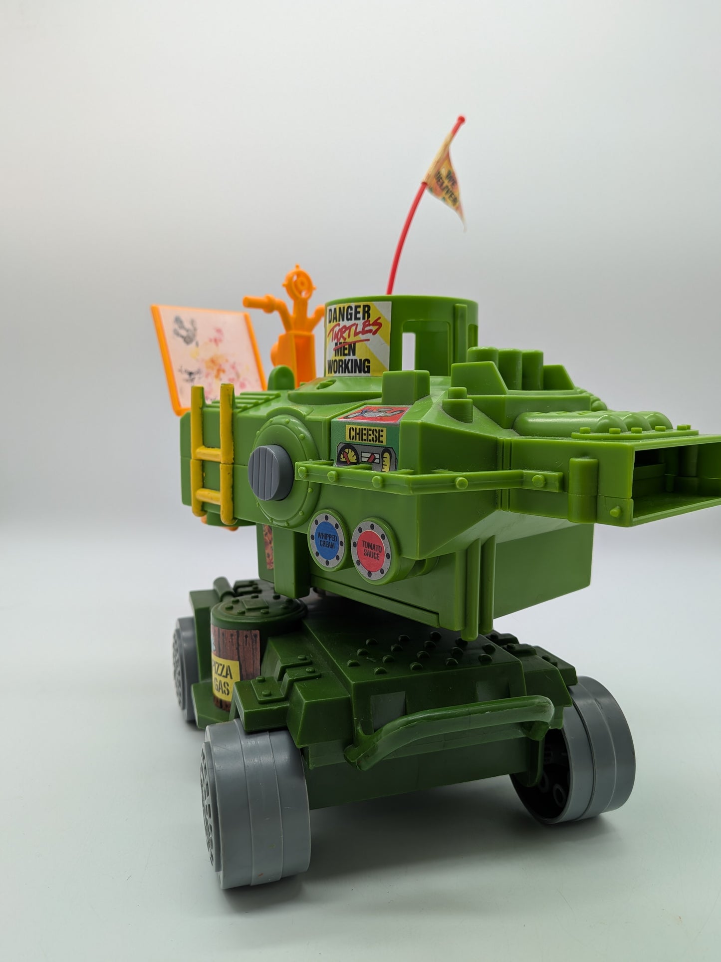 Playmates 1989 Teenage Mutant Ninja Turtles Pizza Thrower Vehicle